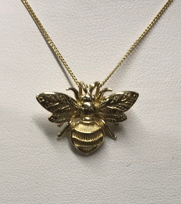 9ct gold bee pendant and chain