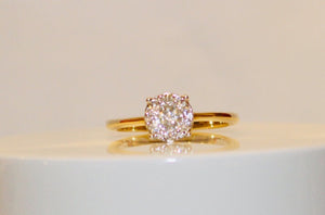 9 Carat Yellow Gold Diamond Ring R125065